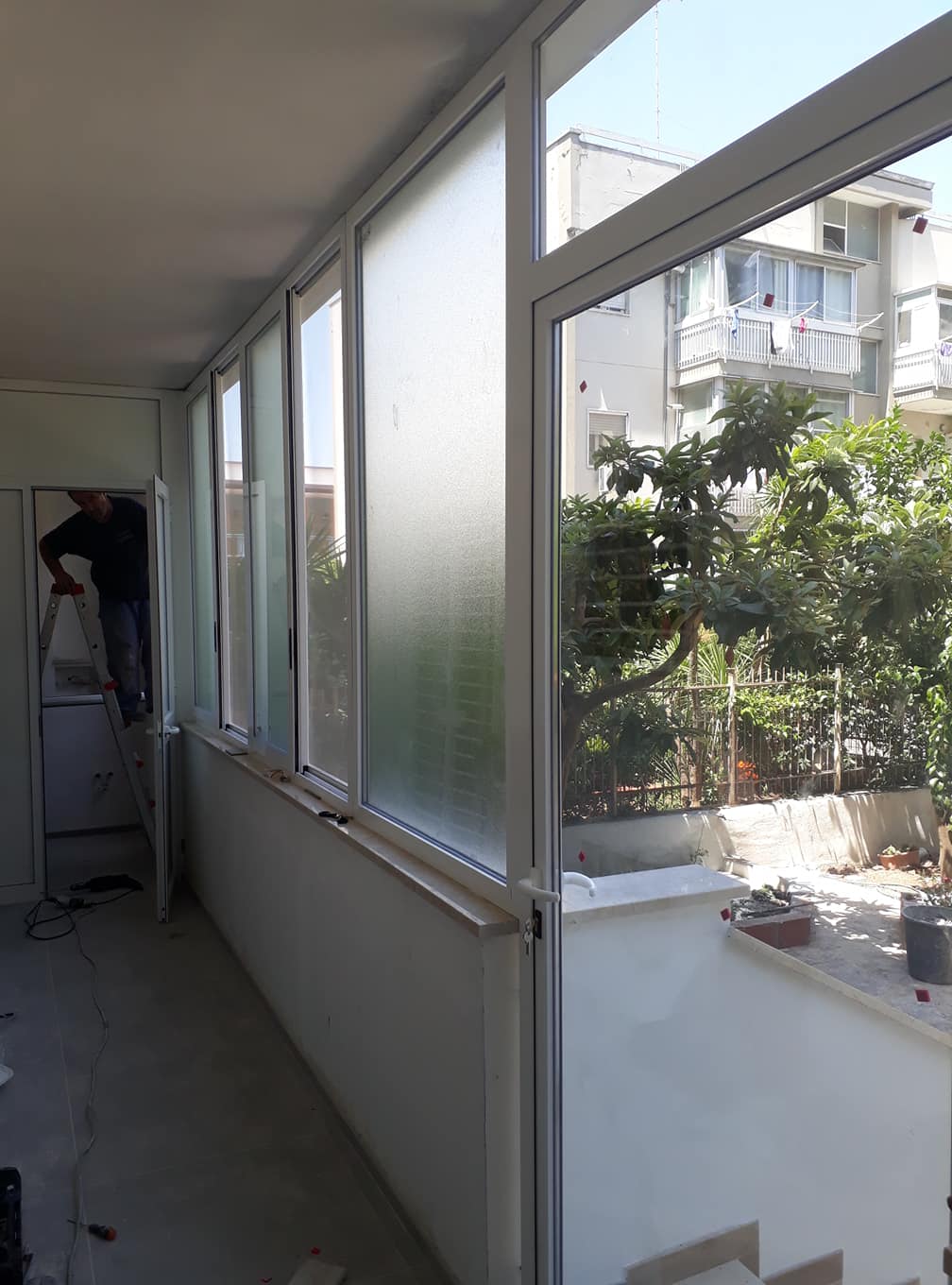 37339640_2062489860731479_420262249265889280_n